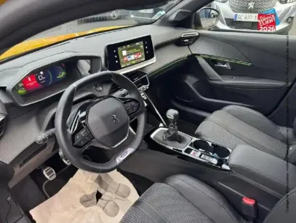 Photo 29 Peugeot 208  1.2 PureTech 100ch S&S GT