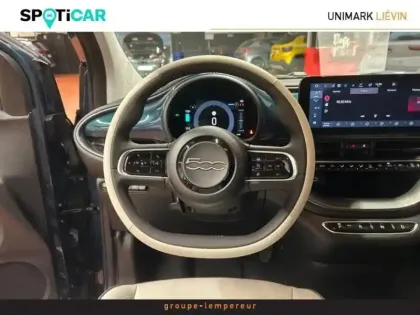 Photo 8 Fiat 500  3+1 e 118ch La Prima