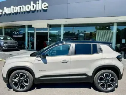 Photo 7 Jeep Avenger  1.2 Turbo T3 110ch MHEV Summit BVR6 eHybrid