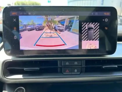 Photo 12 Jeep Avenger  1.2 Turbo T3 110ch MHEV Summit BVR6 eHybrid