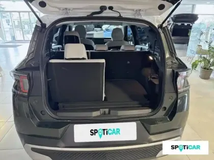 Photo 6 Citroën C3 Aircross  1.2 Hybride 145ch MAX 7 places