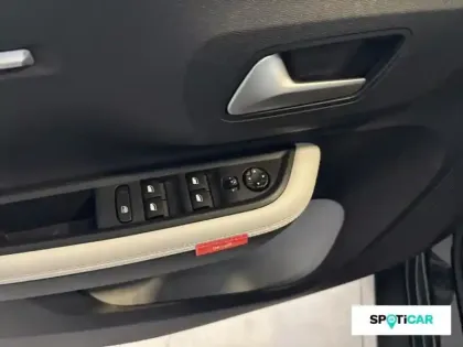 Photo 11 Citroën C3 Aircross  1.2 Hybride 145ch MAX 7 places