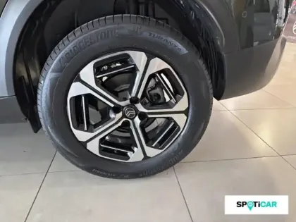 Photo 10 Citroën C3 Aircross  1.2 Hybride 145ch MAX 7 places