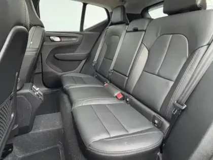 Photo 7 Volvo Xc40  B3 163ch Lounge Edition DCT 7