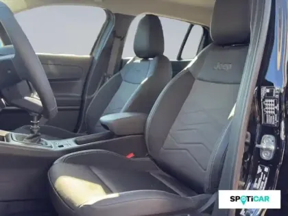 Photo 8 Jeep Avenger  1.2 Turbo T3 100ch Altitude