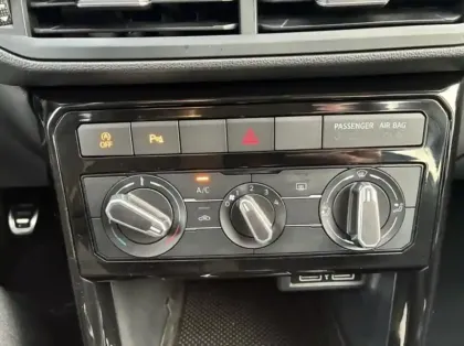 Photo 14 Volkswagen T-cross  1.0 TSI 95ch United