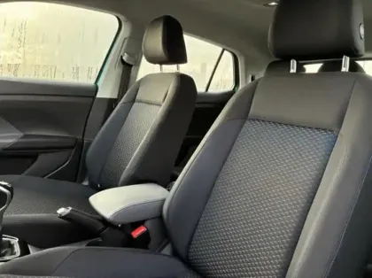 Photo 7 Volkswagen T-cross  1.0 TSI 95ch United