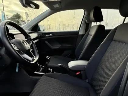 Photo 8 Volkswagen T-cross  1.0 TSI 95ch United