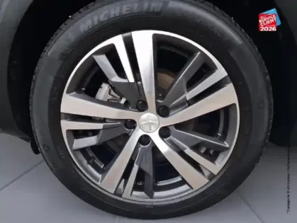 Photo 9 Peugeot 3008  Hybrid 136ch Allure Pack e-DCS6