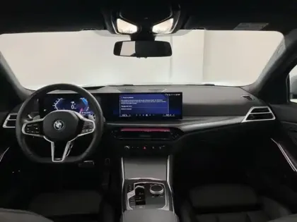 Photo 7 BMW Serie 3 Série 3 330eA xDrive 292ch M Sport