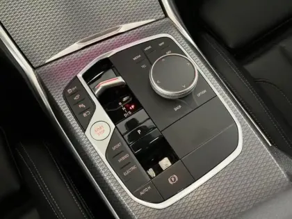 Photo 10 BMW Serie 3 Série 3 330eA xDrive 292ch M Sport