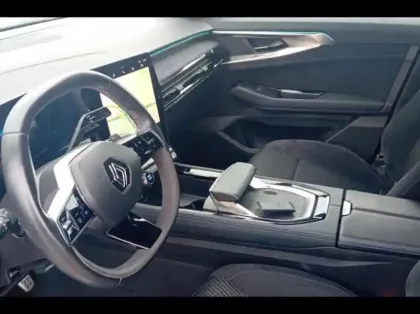 Photo 9 Renault Austral  1.3 TCe mild hybrid 160ch Techno esprit Alpine auto