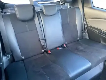 Photo 1 Toyota Yaris  100h GR SPORT 5p MY19