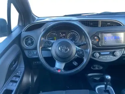 Photo 3 Toyota Yaris  100h GR SPORT 5p MY19