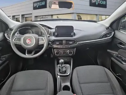 Photo 8 Fiat Tipo  1.4 95ch Easy MY19 5p