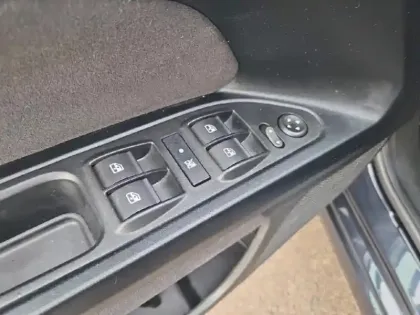 Photo 12 Fiat Tipo  1.4 95ch Easy MY19 5p