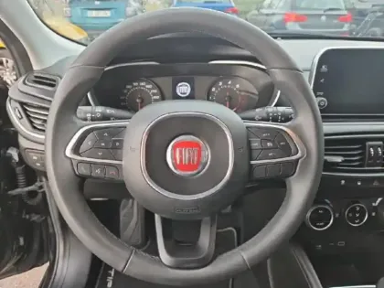 Photo 13 Fiat Tipo  1.4 95ch Easy MY19 5p