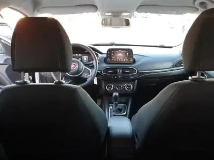 Photo 9 Fiat Tipo  Cross 1.6 MultiJet 130ch S/S Plus