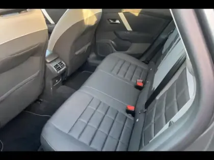 Photo 10 Citroën C4  1.2 Hybride 136ch S&S PLUS Automatique