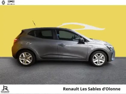 Photo 27 Renault Clio  1.6 E-Tech hybride 145ch Evolution