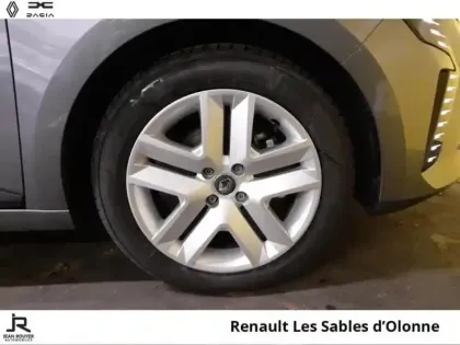 Photo 7 Renault Clio  1.6 E-Tech hybride 145ch Evolution