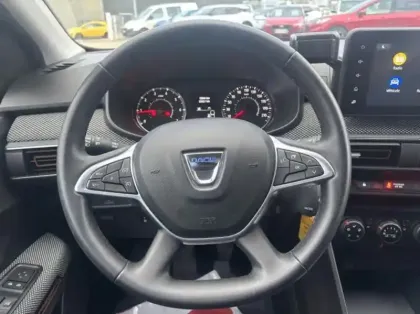 Photo 14 Dacia Sandero  1.0 TCe 90ch Stepway Confort -22