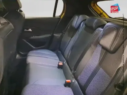 Photo 25 Peugeot 208  e- 136ch GT