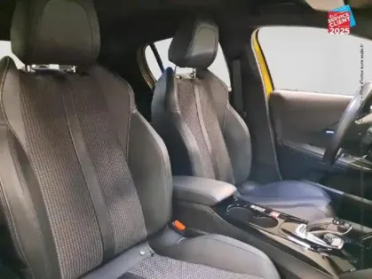 Photo 4 Peugeot 208  e- 136ch GT