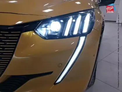 Photo 27 Peugeot 208  e- 136ch GT