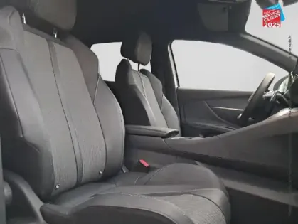 Photo 4 Peugeot 3008  Hybrid 136ch Allure Pack e-DCS6 GPS Camera