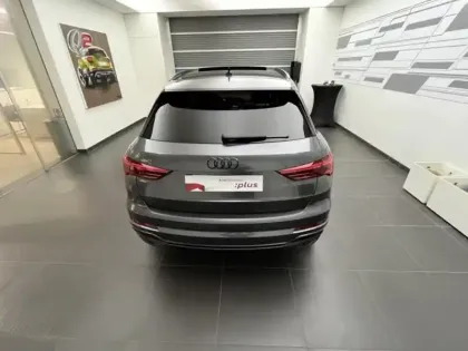 Photo 8 Audi Q3  45 TFSI e 245ch S line S tronic 6