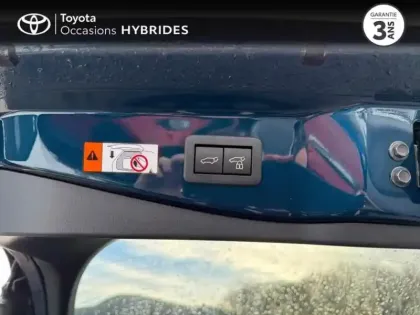 Photo 12 Toyota C-HR  2.0 Hybride Rechargeable 225ch Design NG23