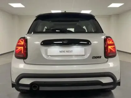 Photo 5 Mini Mini  Cooper 136ch Edition Premium Plus BVA7