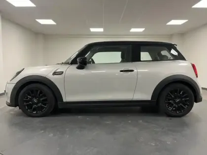 Photo 6 Mini Mini  Cooper 136ch Edition Premium Plus BVA7