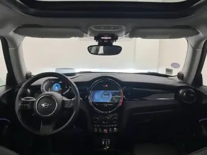 Photo 7 Mini Mini  Cooper 136ch Edition Premium Plus BVA7