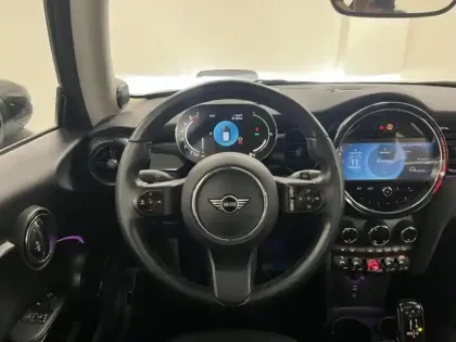 Photo 8 Mini Mini  Cooper 136ch Edition Premium Plus BVA7