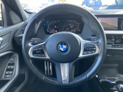 Photo 7 BMW Serie 1 Série 1 118iA 136ch M Sport DKG7