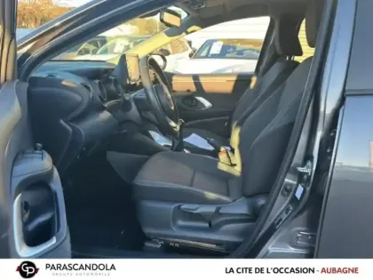 Photo 23 Toyota Yaris  70 VVT-i Design 5p MY21