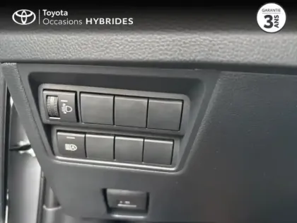 Photo 12 Toyota Yaris  116h Design 5p MY25