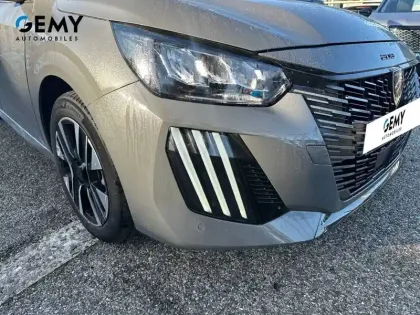 Photo 16 Peugeot 208  Hybrid 100 e-DCS6