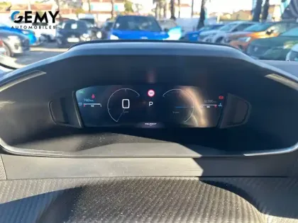 Photo 13 Peugeot 208  Hybrid 100 e-DCS6