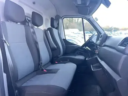 Photo 13 Renault Master  FGN TRAC F3500 L2H2 BLUE DCI 135