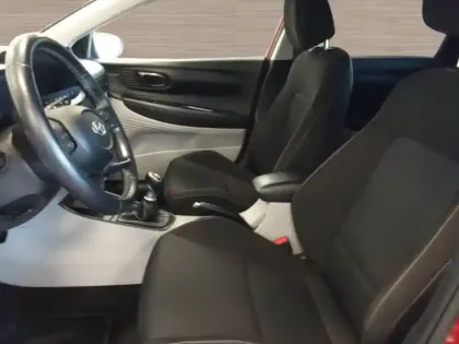 Photo 70 Hyundai I20  1.0 T-GDi 100 Hybrid 48V