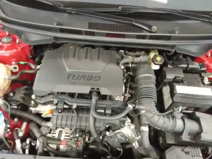 Photo 93 Hyundai I20  1.0 T-GDi 100 Hybrid 48V