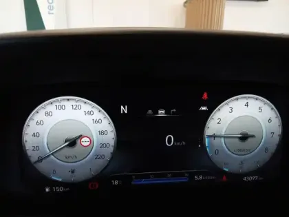 Photo 92 Hyundai I20  1.0 T-GDi 100 Hybrid 48V