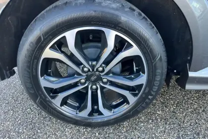 Photo 10 Ford Puma  1.0 Flexifuel 125 ch mHEV S&S BVM6