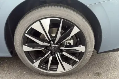 Photo 13 Peugeot 308  SW Hybrid 145 e-DCS6