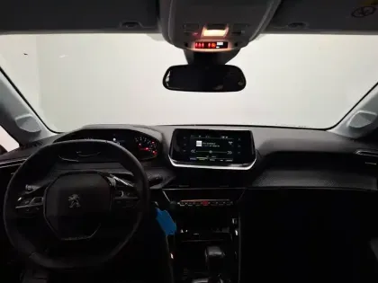 Photo 1 Peugeot 208  PureTech 100 S&S BVM6