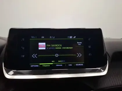 Photo 11 Peugeot 208  PureTech 100 S&S BVM6