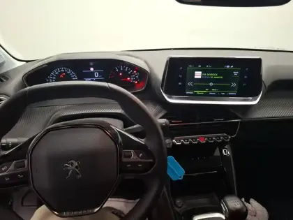 Photo 5 Peugeot 208  PureTech 100 S&S BVM6